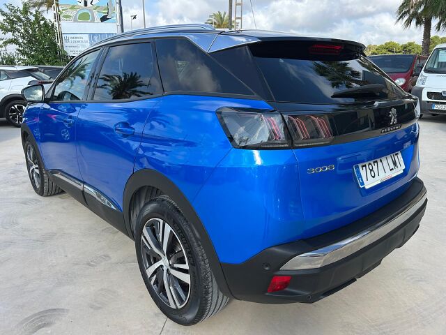 PEUGEOT 3008 ALLURE 1.2. E-THP AUTO SPANISH LHD IN SPAIN ONLY 30000 MILES 2021
